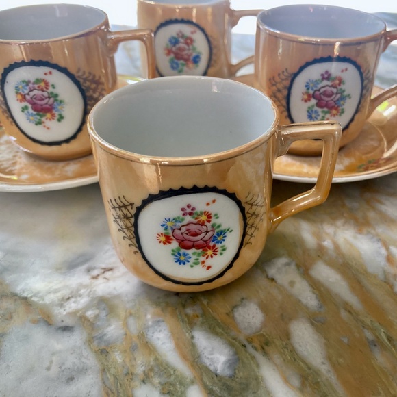 Japanese Orange Porcelain Lustreware 4 Demitasse Cups & 2 Saucers, 1940's - Picture 6 of 13